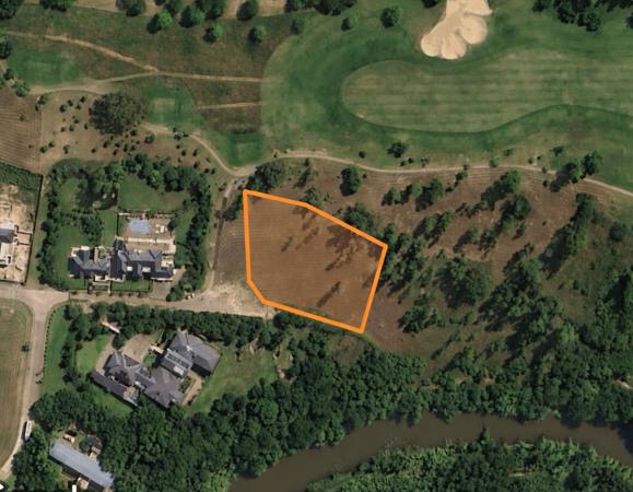 3 108 m² Land