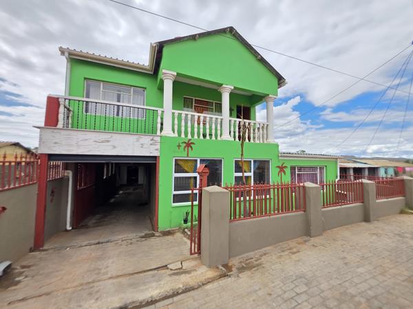 5 Bedroom House