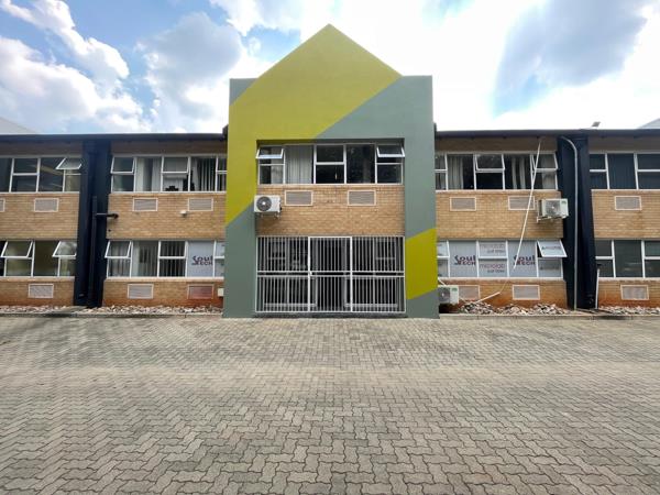 555 m² Industrial space