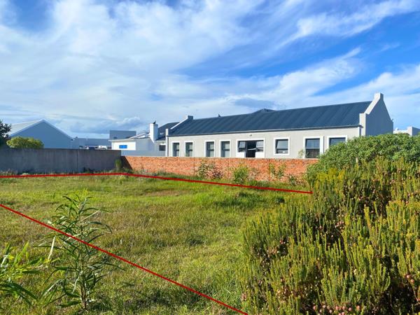325 m² Land