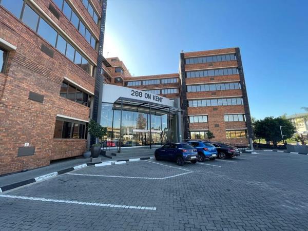 545  m² Commercial space