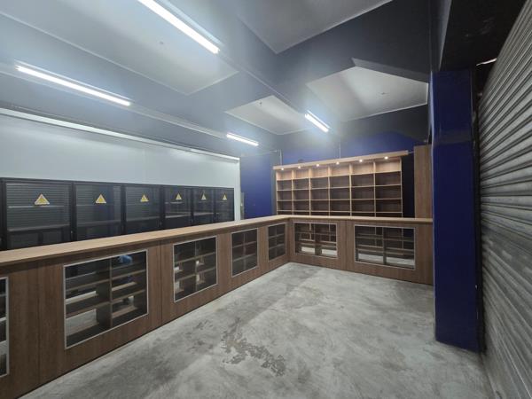 200  m² Commercial space