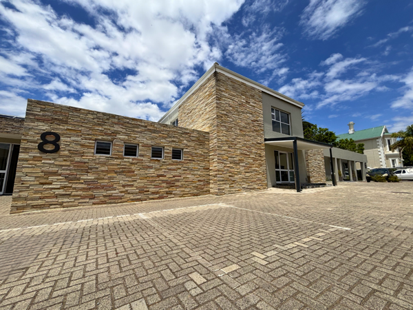 312.8 m² Commercial space