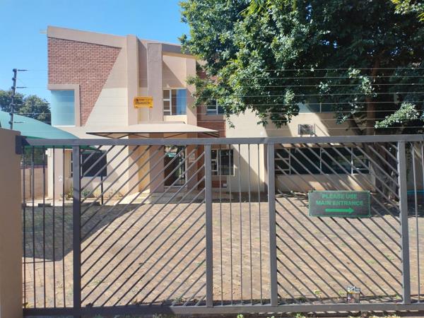 400  m² Commercial space