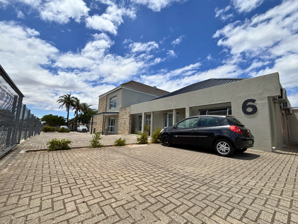 354  m² Commercial space