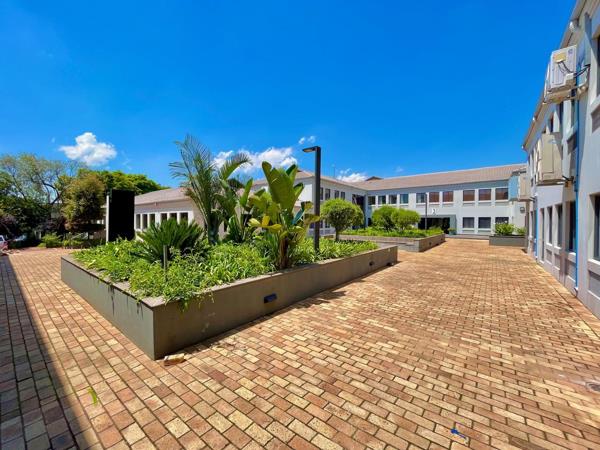 63  m² Commercial space