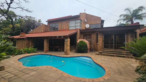 5 Bedroom House