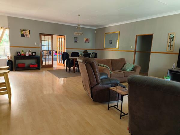 10 Bedroom House