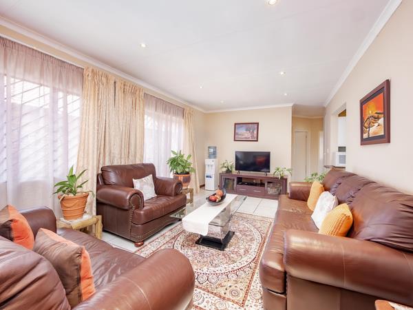 3 Bedroom Townhouse