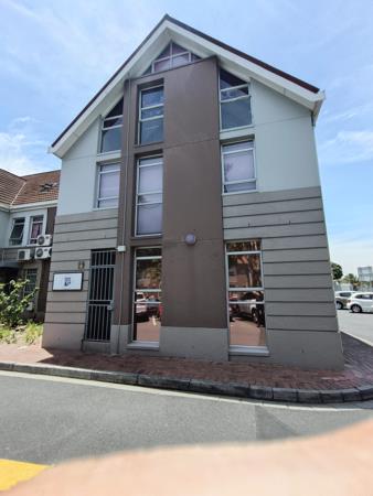 171 m² Commercial space