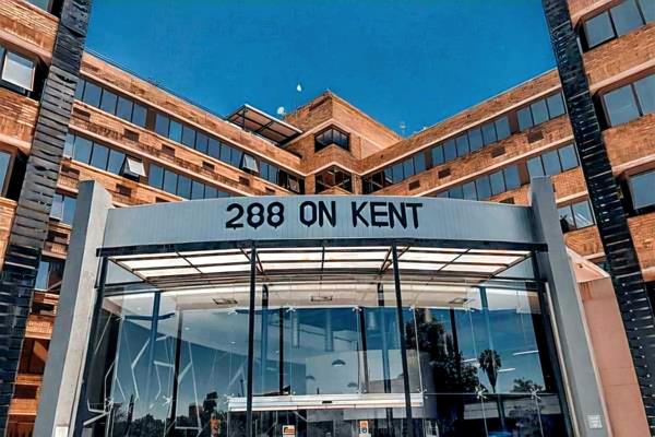 488  m² Commercial space