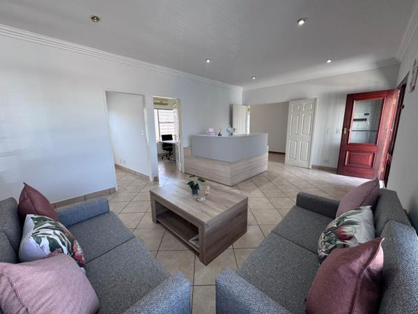 110  m² Commercial space