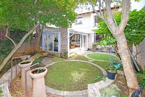 4 Bedroom Townhouse