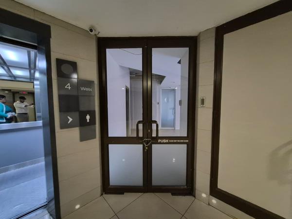 470  m² Commercial space