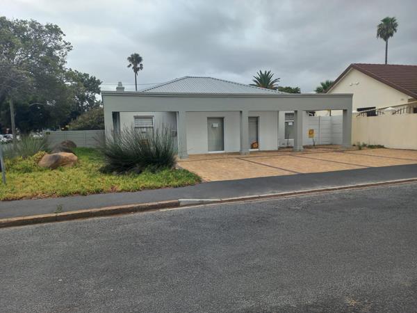 140  m² Commercial space