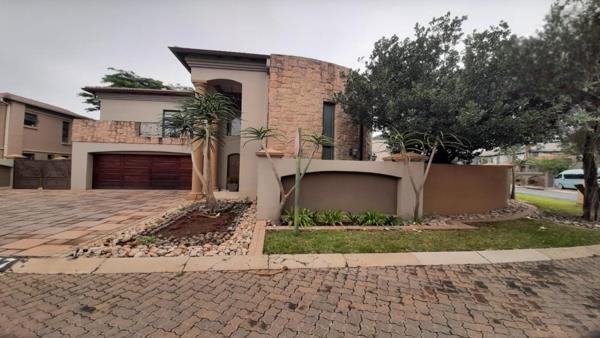 4 Bedroom Townhouse