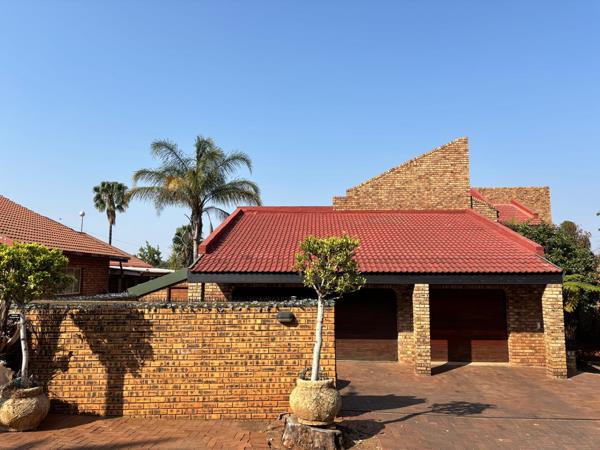 5 Bedroom House