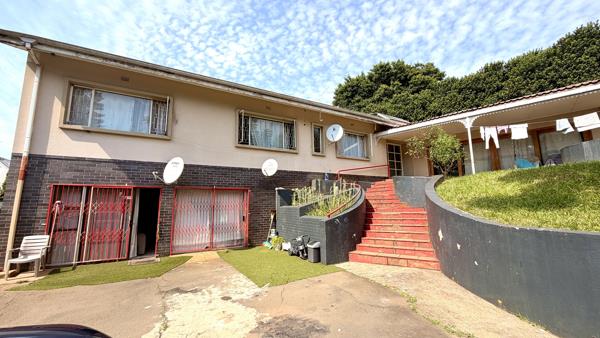 5 Bedroom House