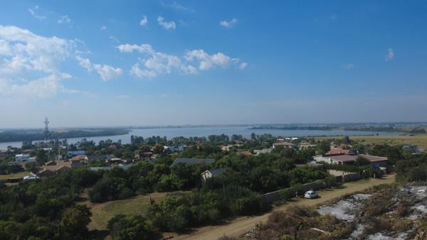 1 144 m² Land