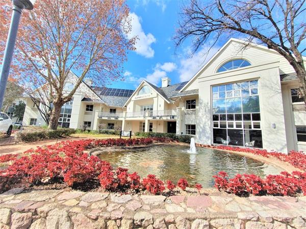 30 931  m² Commercial space