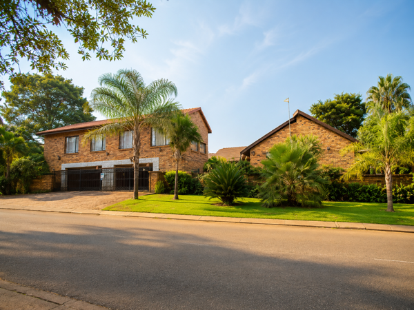 7 Bedroom House