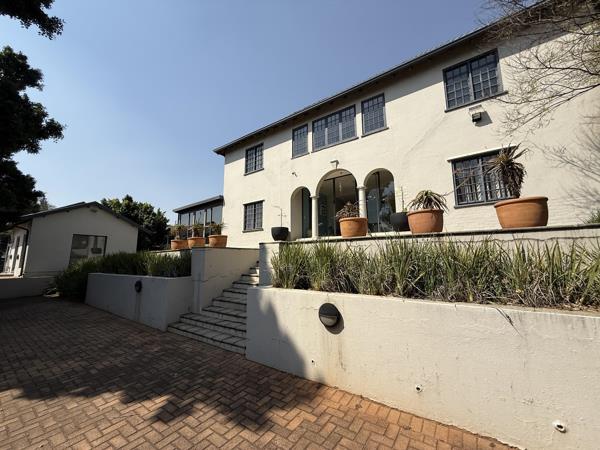 780  m² Commercial space