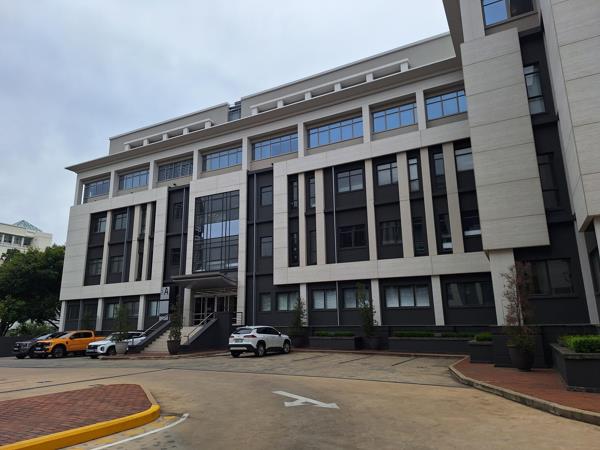 421.8 m² Commercial space