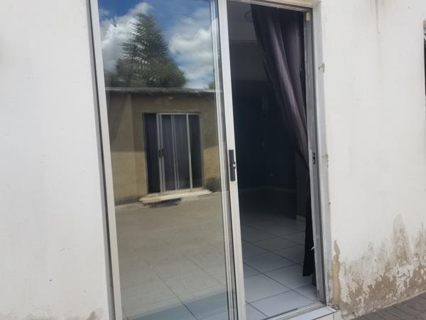 1 Bedroom Garden Cottage