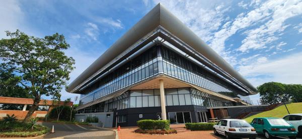 74.3  m² Commercial space