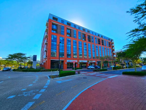 222  m² Commercial space