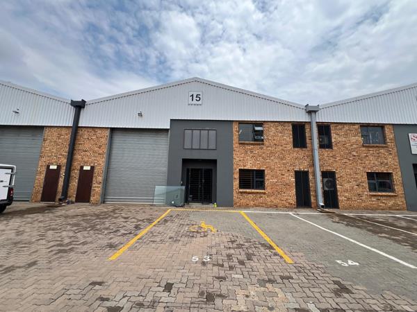 338  m² Industrial space