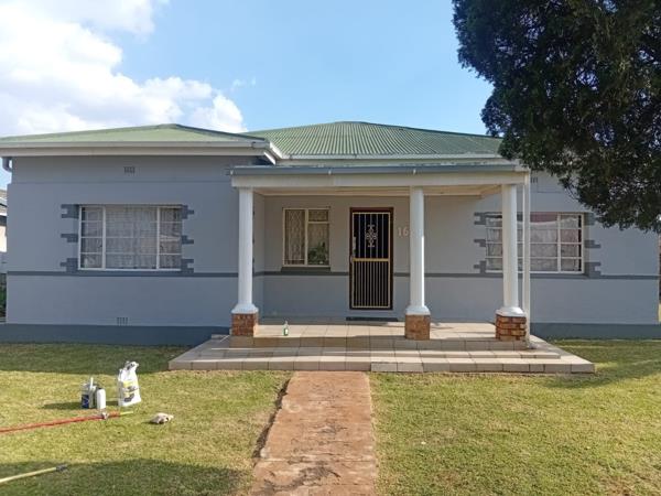 5 Bedroom House