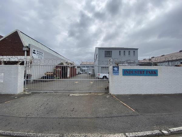 900  m² Industrial space