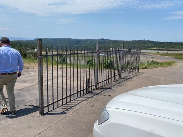 11 000  m² Industrial space