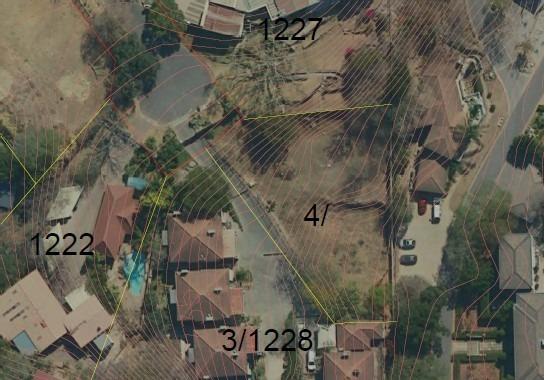 1 466 m² Land
