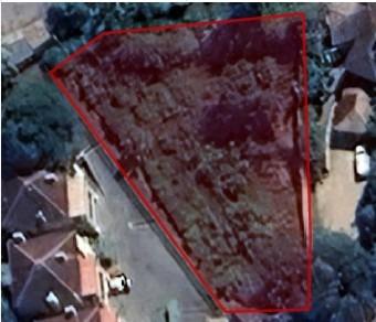 1 466 m² Land
