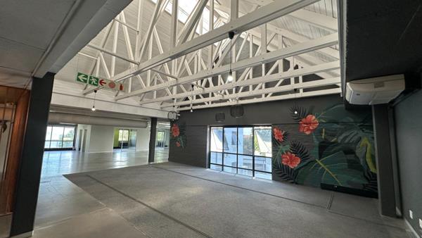 2 505 m² Office Space