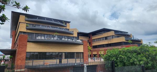 1 246  m² Commercial space