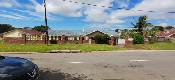 6 Bedroom House