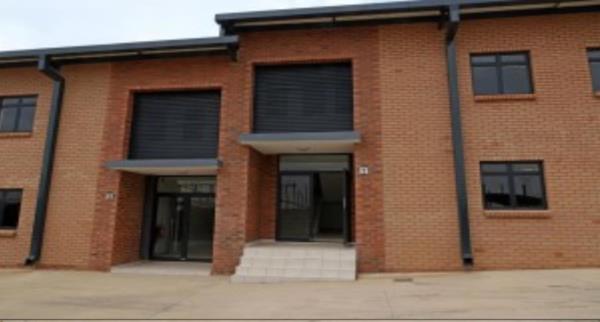 462  m² Industrial space