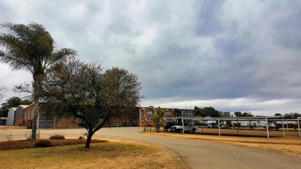 172.6  m² Commercial space