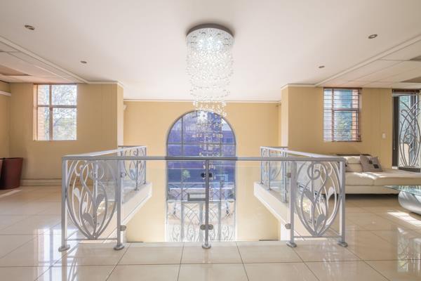 350 m² Office Space