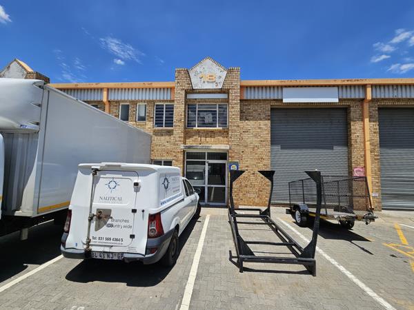 182  m² Industrial space