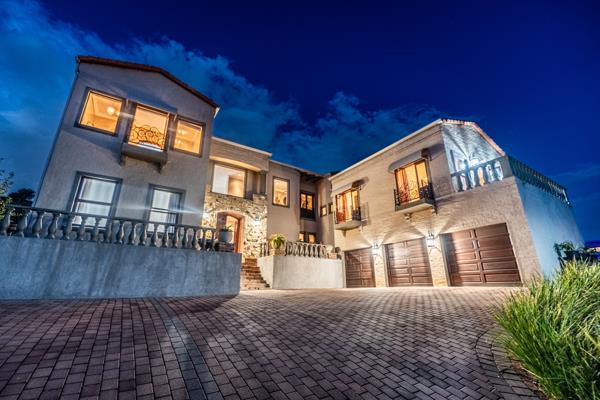 5 Bedroom House
