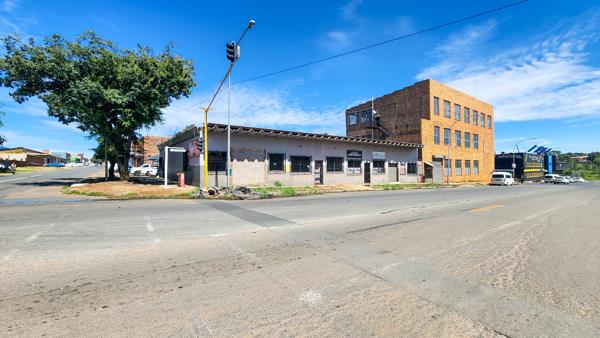 595  m² Commercial space