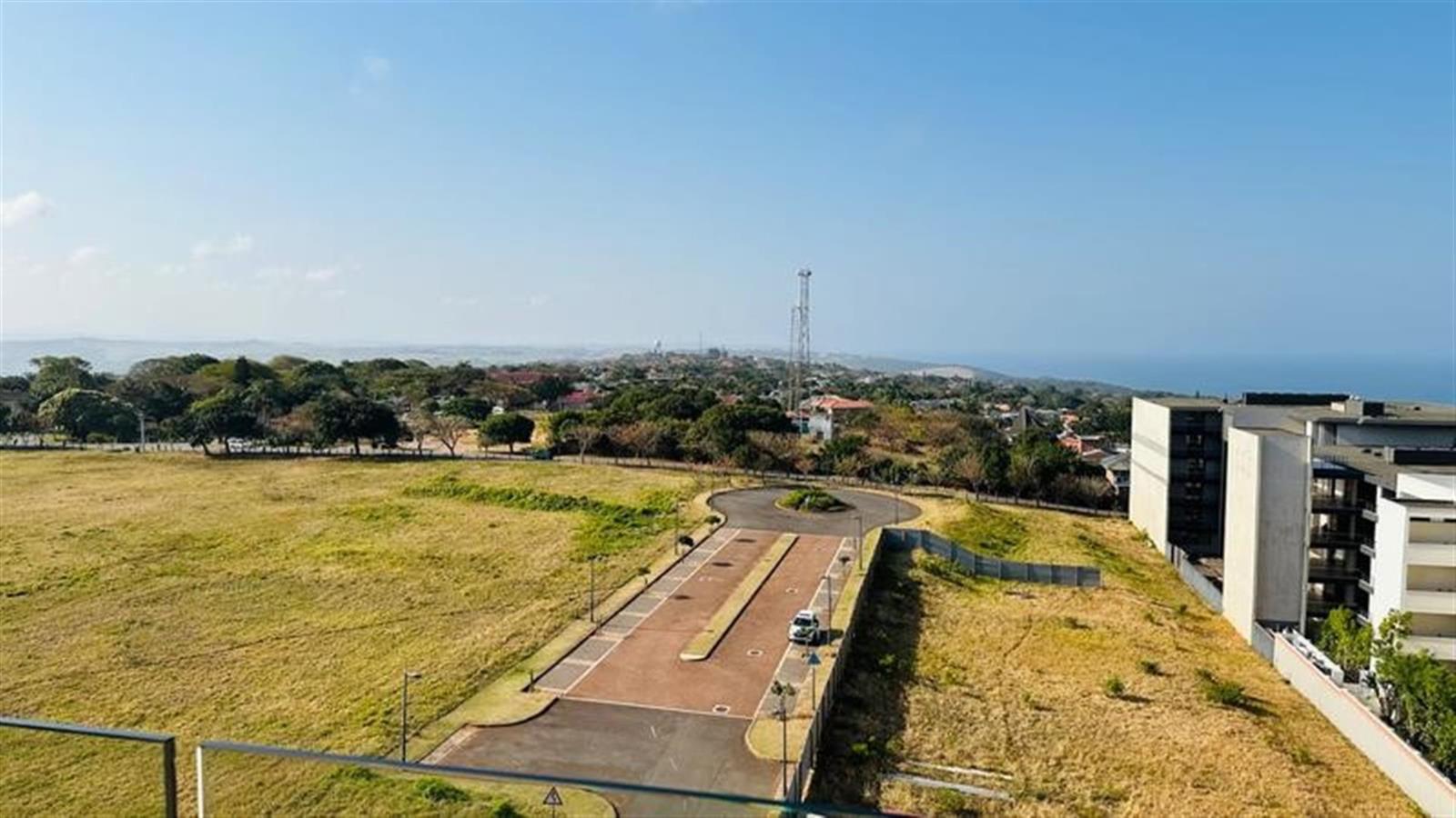 Apartment in Umhlanga Rocks - View 2