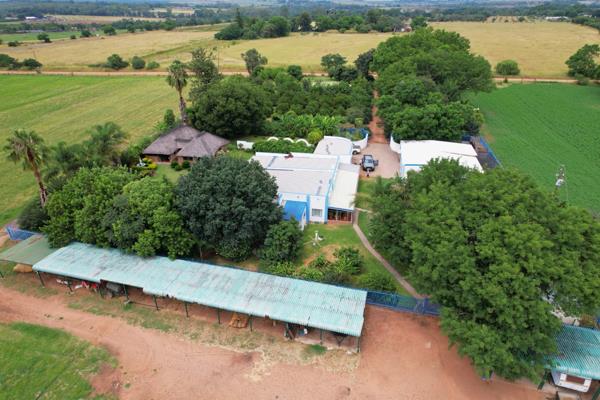 8.5 ha Smallholding