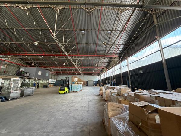 7 102  m² Industrial space