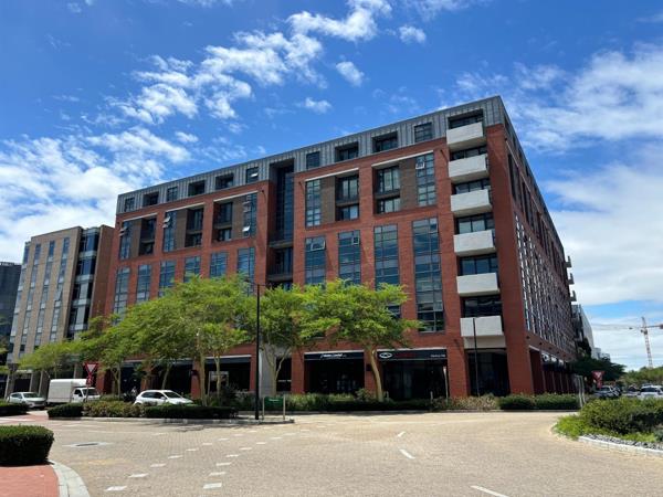 222  m² Commercial space