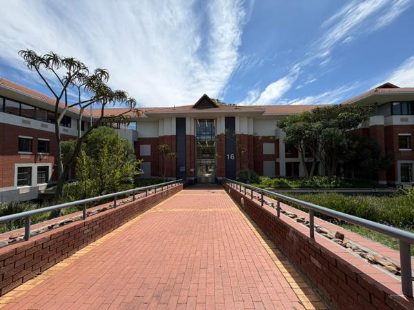 208 m² Commercial space